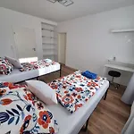 Modernes 3-zimmer-apartment Mit Top-anbindung In Daire *