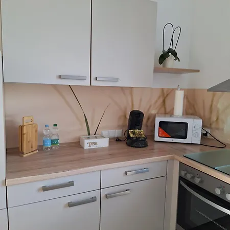 Modernes 3-zimmer-apartment Mit Top-anbindung In דירה וופרטל