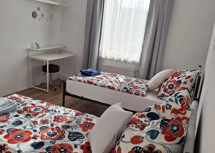 Modernes 3-zimmer-apartment Mit Top-anbindung In וופרטל