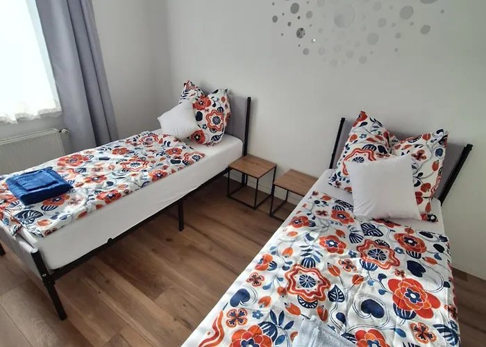 Modernes 3-zimmer-apartment Mit Top-anbindung In דירה